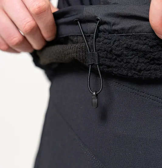 Elastischer Silikonbund mit Quick-Release-Verschlüssen