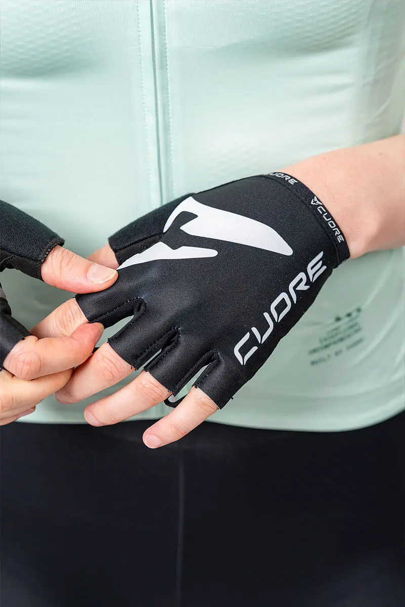 Short Finger Glove