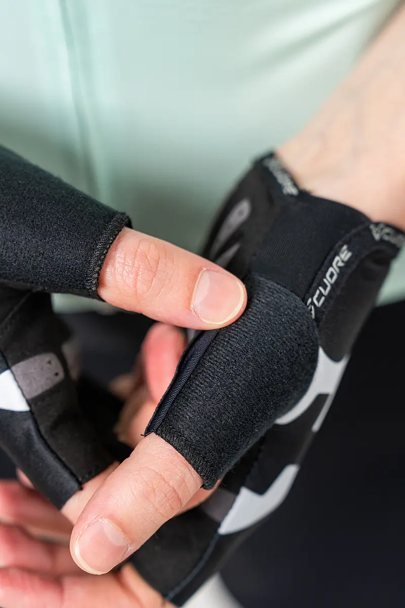 Short Finger Glove